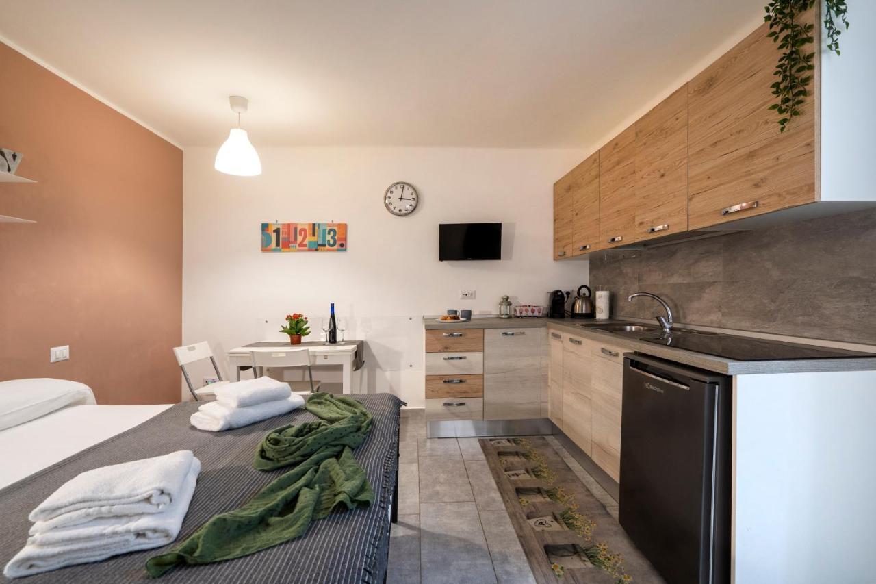 Bari Domus Bella Vita Apartment ภายนอก รูปภาพ
